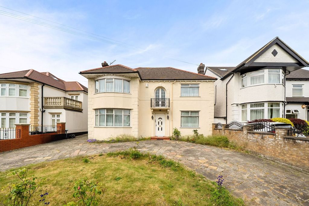 Property photo 1 of 21