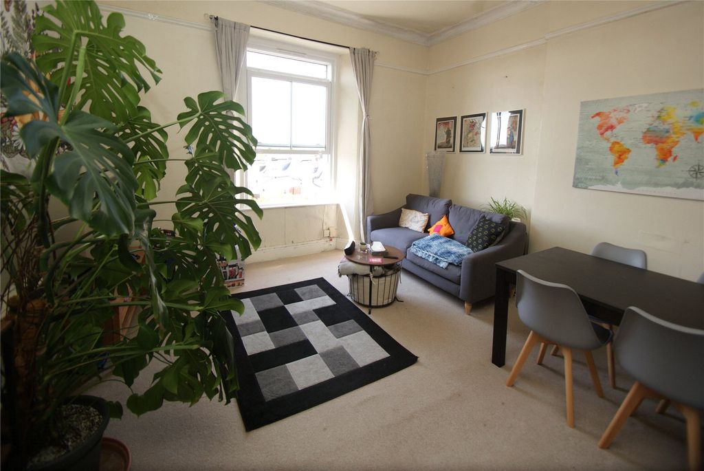 Property photo 3 of 6 Picture No. 08