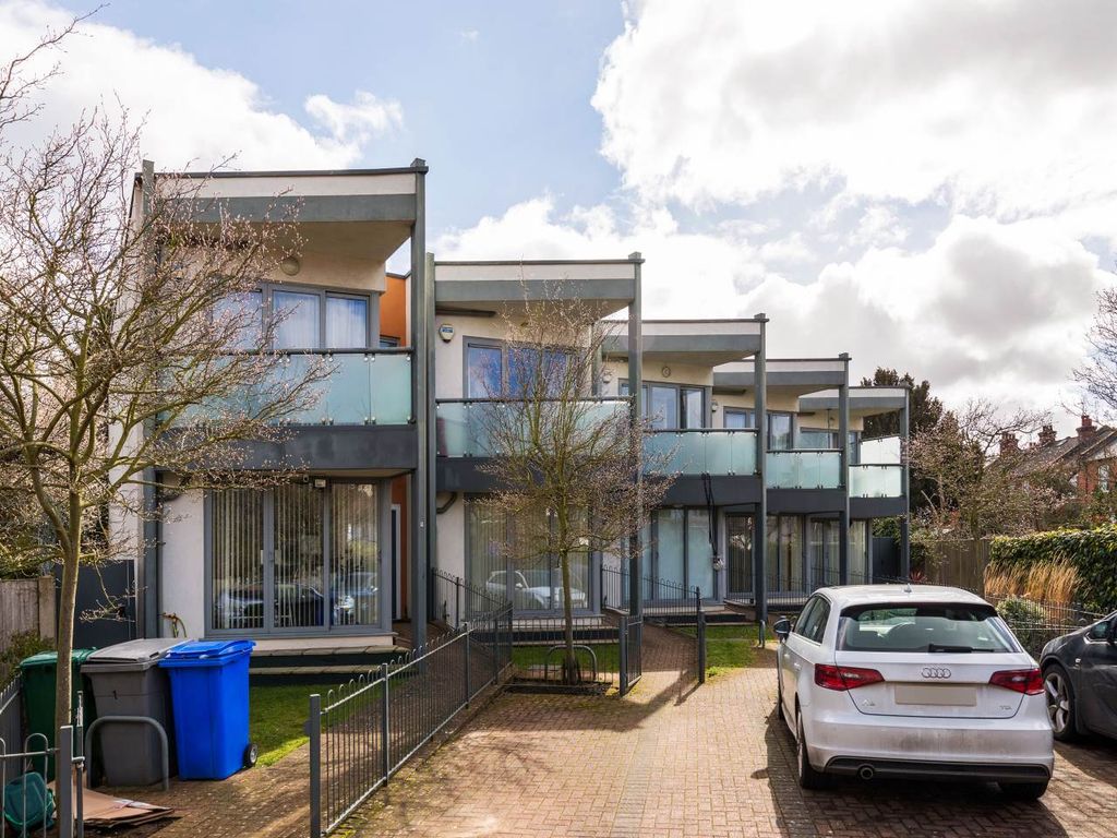 Property photo 1 of 14 Img_0814