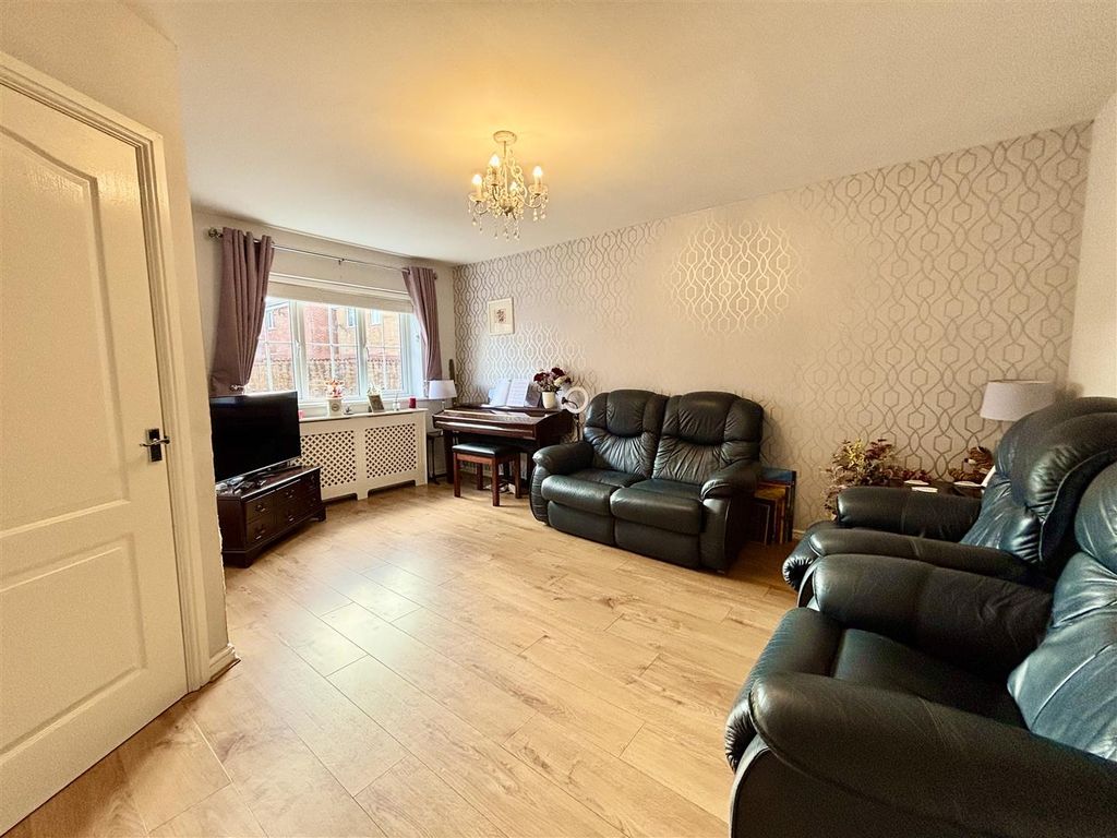 Property photo 2 of 16 Img_8367.Jpg