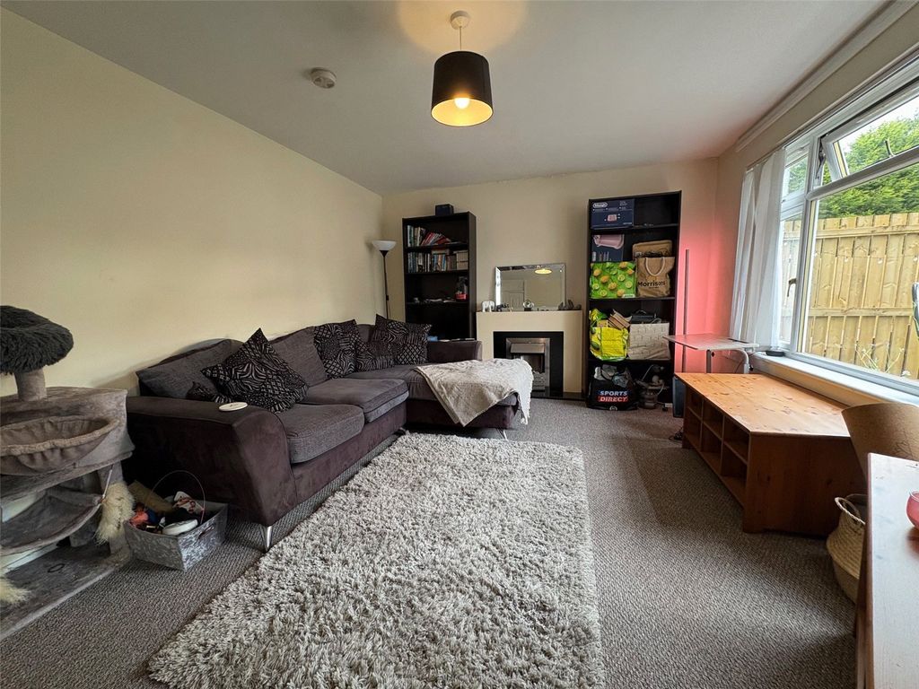 Property photo 2 of 17 Picture No. 03