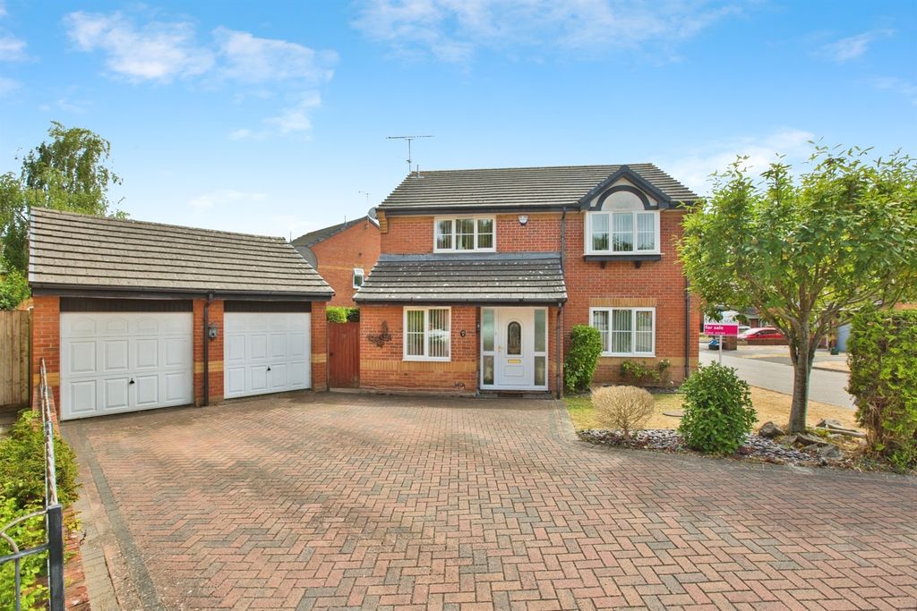 Property photo 1 of 17
