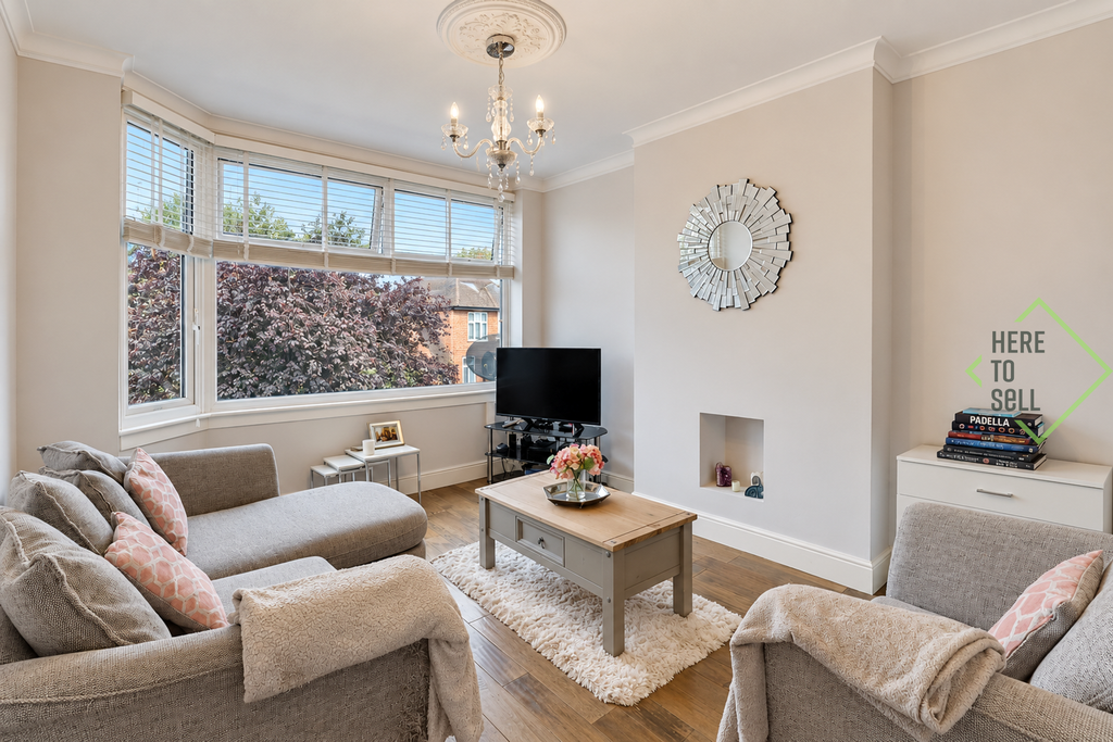 Property photo 1 of 20 Inverness Avenue, Enfield, En1 3Nx-Reception1