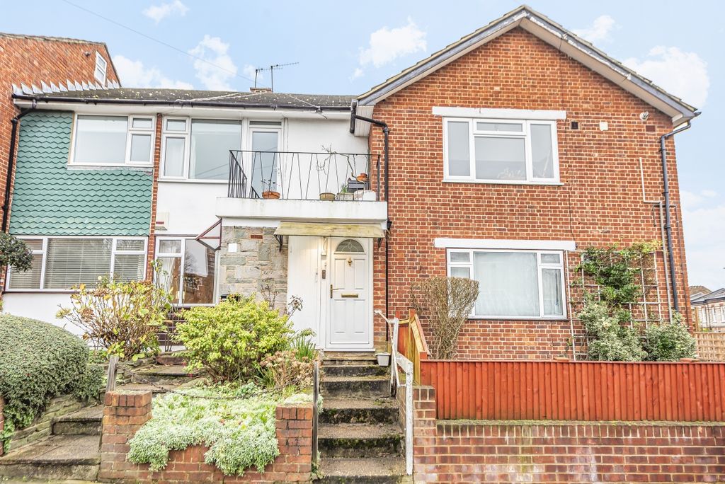 Property photo 1 of 15 572418 (1)