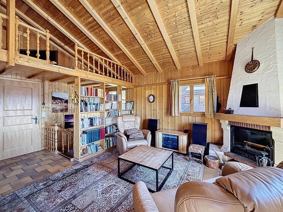 Property photo 2 of 7