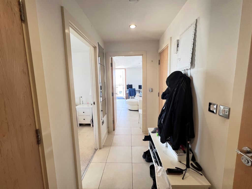 Property photo 2 of 15 Gallery