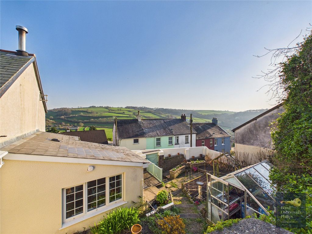 Property photo 2 of 39 Picture No. 45