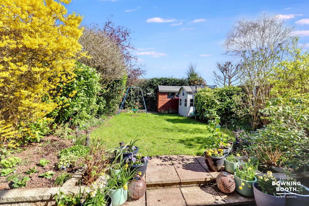 Property photo 2 of 24