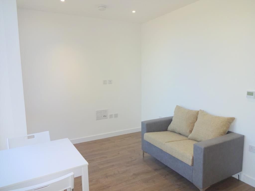 Property photo 3 of 6