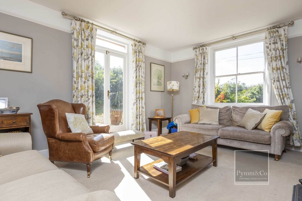 Property photo 2 of 30