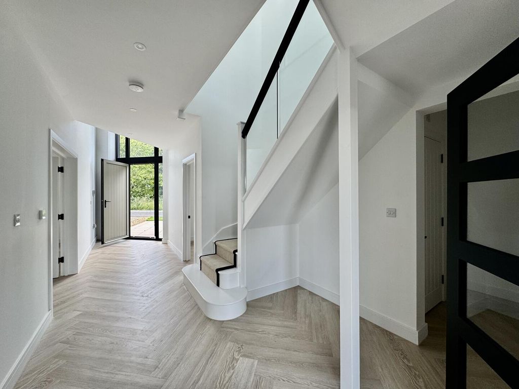 Property photo 3 of 28 Hallway