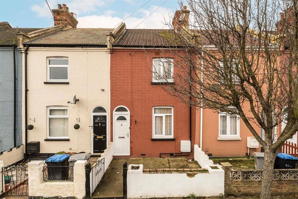 Property photo 1 of 6