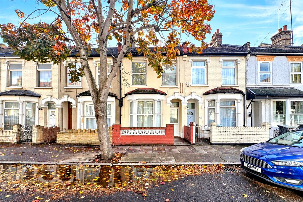 Property photo 1 of 14