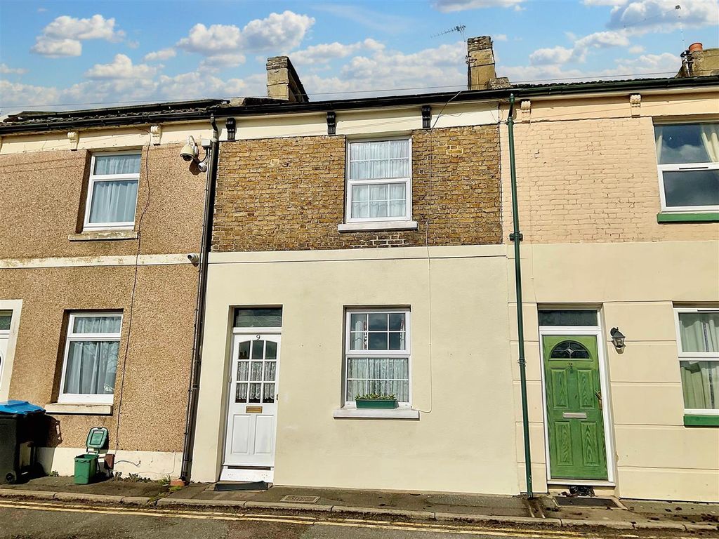 Property photo 1 of 15 Frt.Jpg