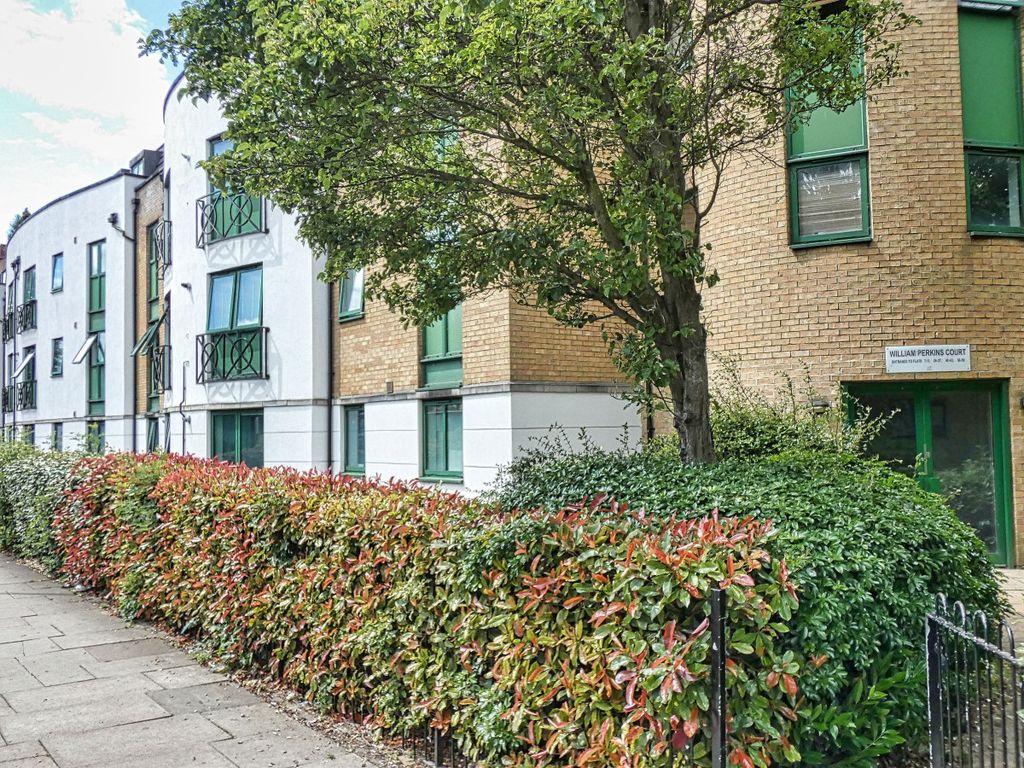 Property photo 3 of 12 P1070476