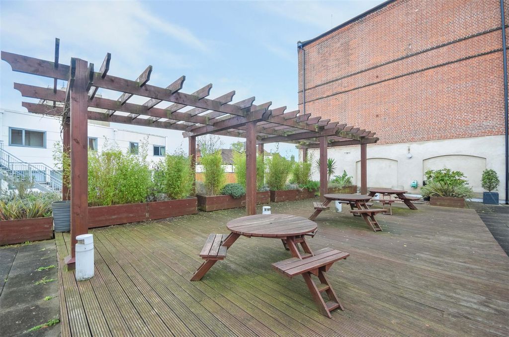 Property photo 3 of 10 3.Jpg