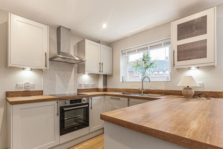 Property photo 2 of 10 307756