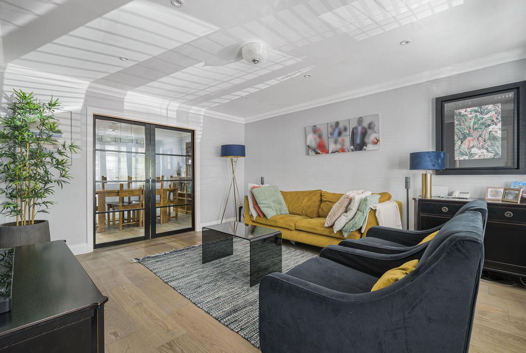 Additional image 6 of 4 bed end terrace house for saleShirley Avenue, Bexley DA5