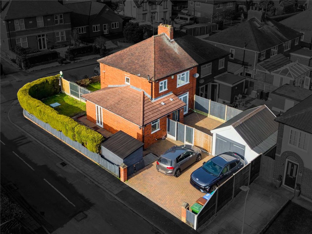 Property photo 2 of 31 Picture No. 28