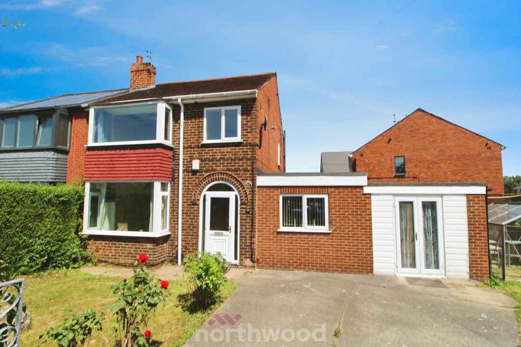 Property photo 1 of 31