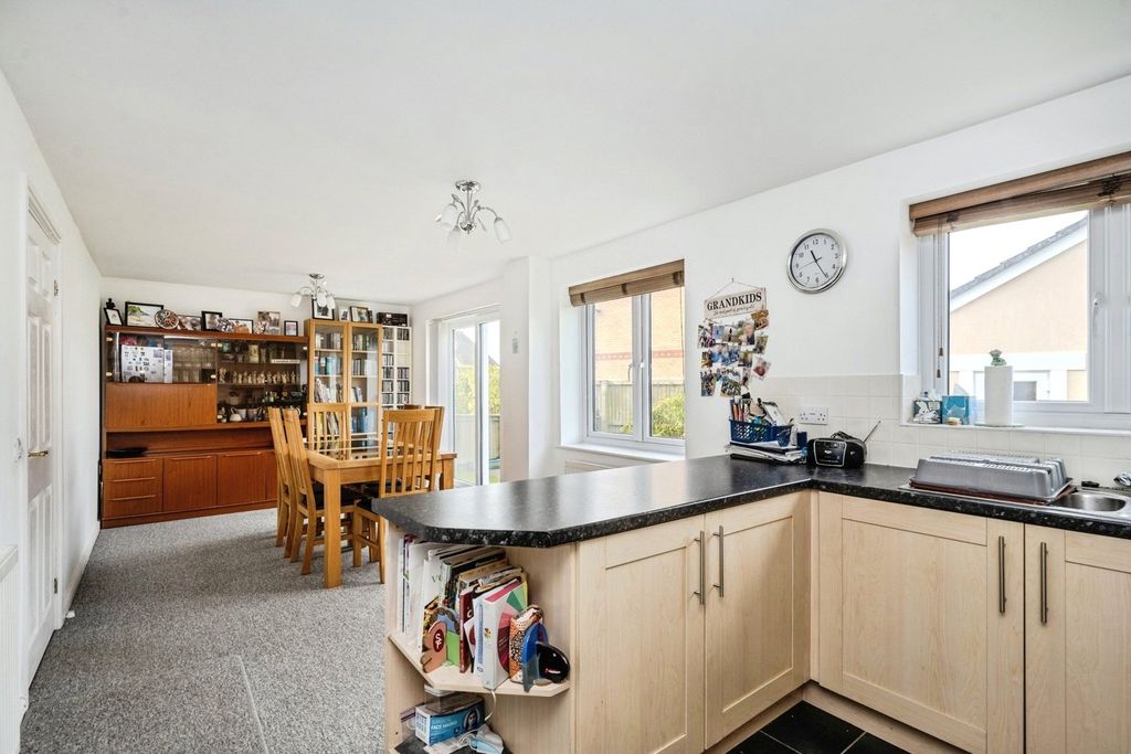 Property photo 2 of 23 Photo