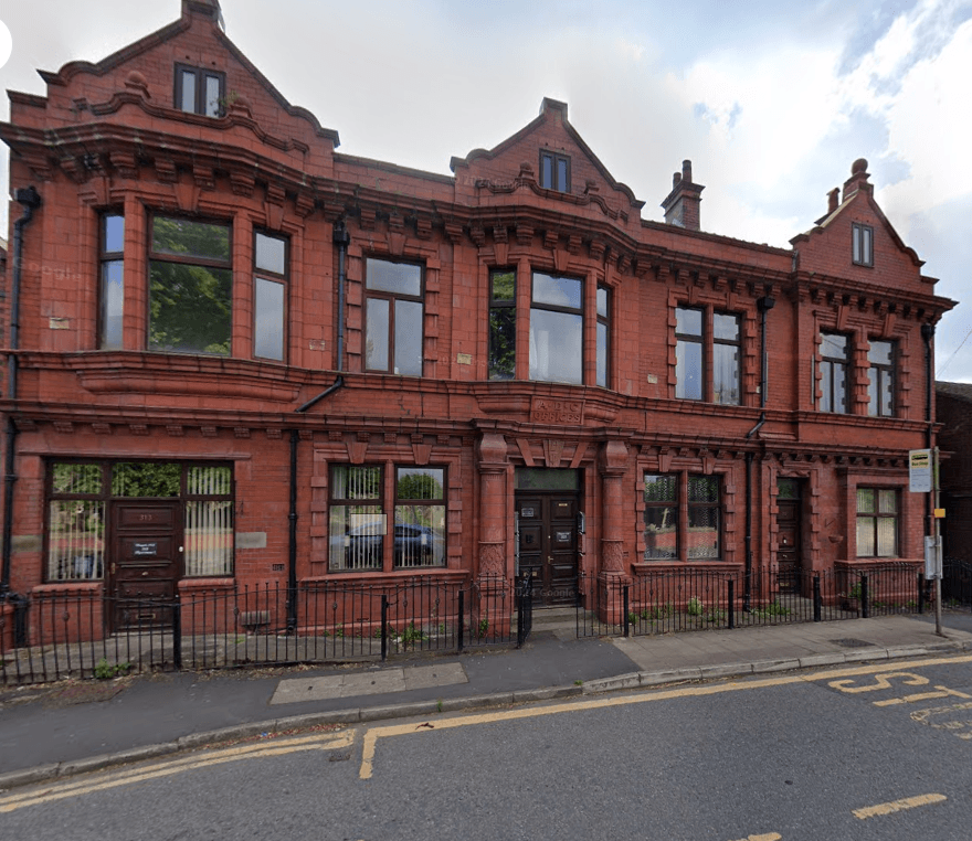 Property photo 1 of 10 2 Bedroom Apartment In Wigan