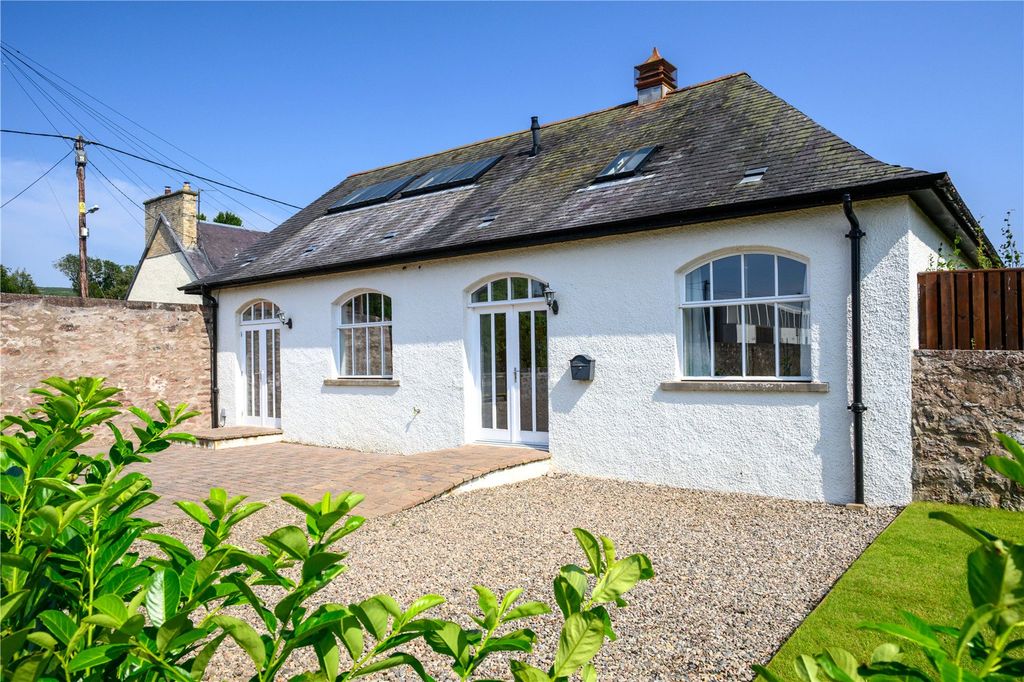 Property photo 1 of 15 The Coach House