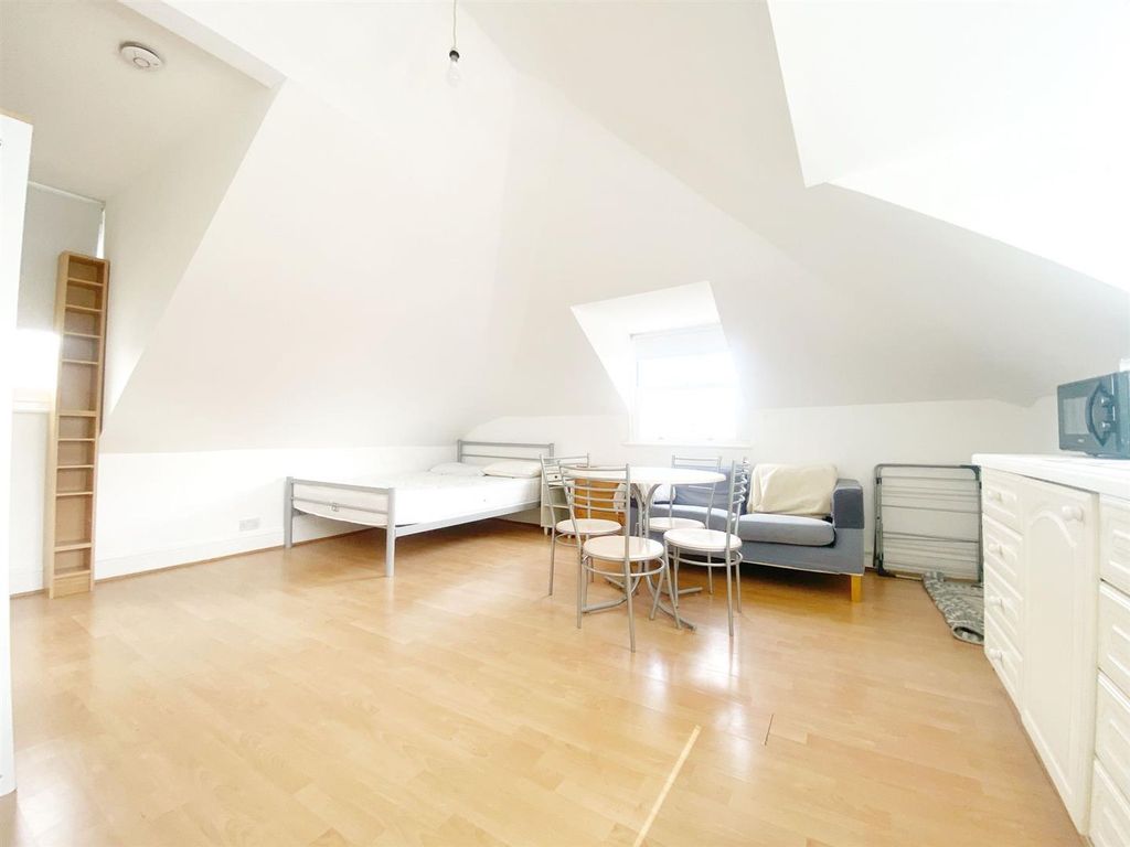 Property photo 2 of 8 Ff.Jpg