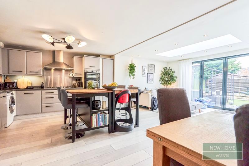 Property photo 2 of 29 Photo 18