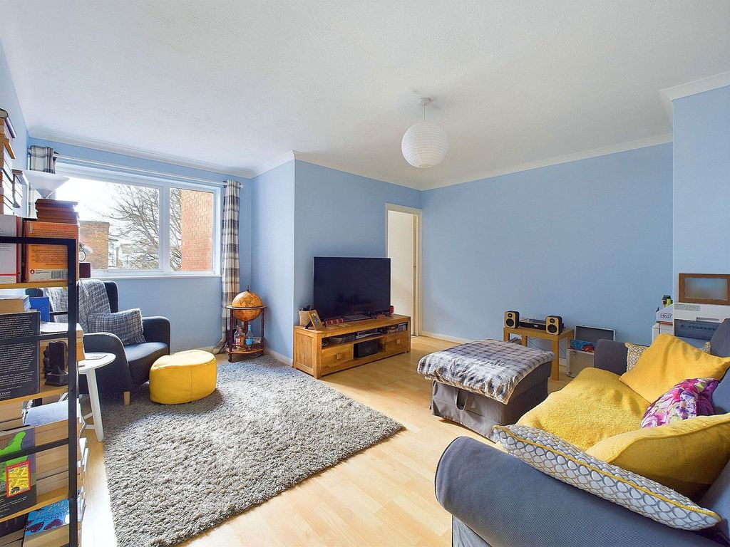 Property photo 2 of 6