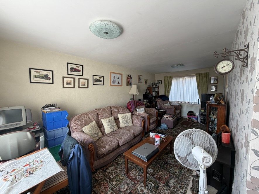 Property photo 3 of 11