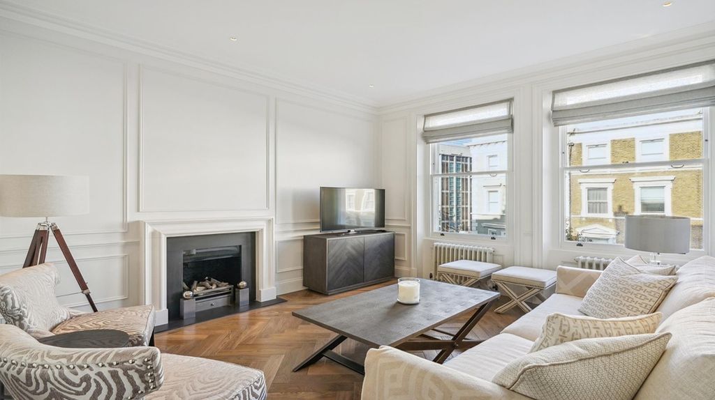 Property photo 1 of 12 Reception Room