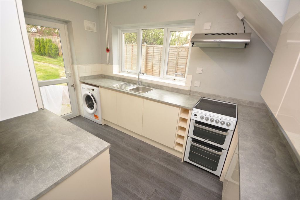 Property photo 2 of 10 Kitchen View 1
