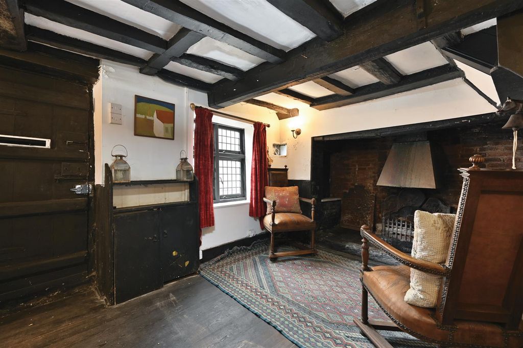 Property photo 3 of 38 118 High Street - Tn343Et (24).Jpg