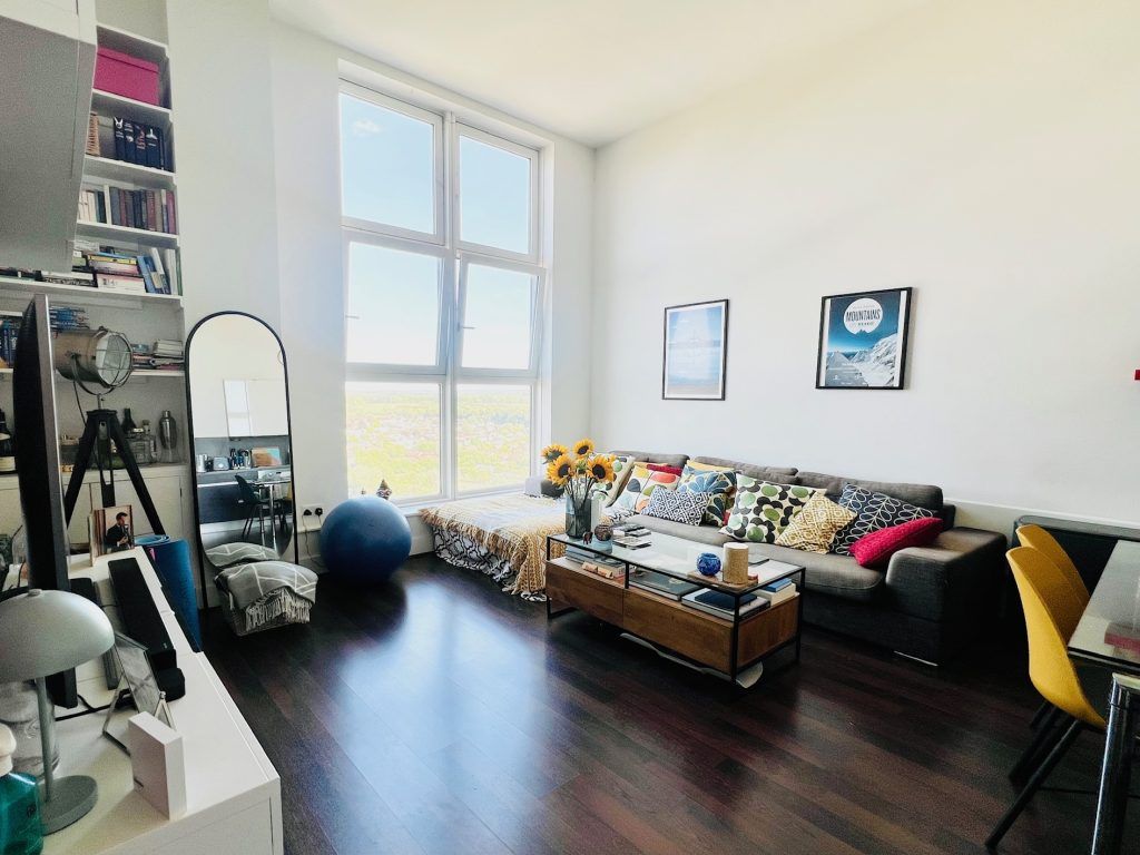 Property photo 3 of 16