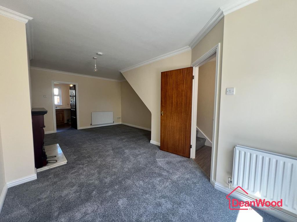 Property photo 3 of 17 3.Jpg
