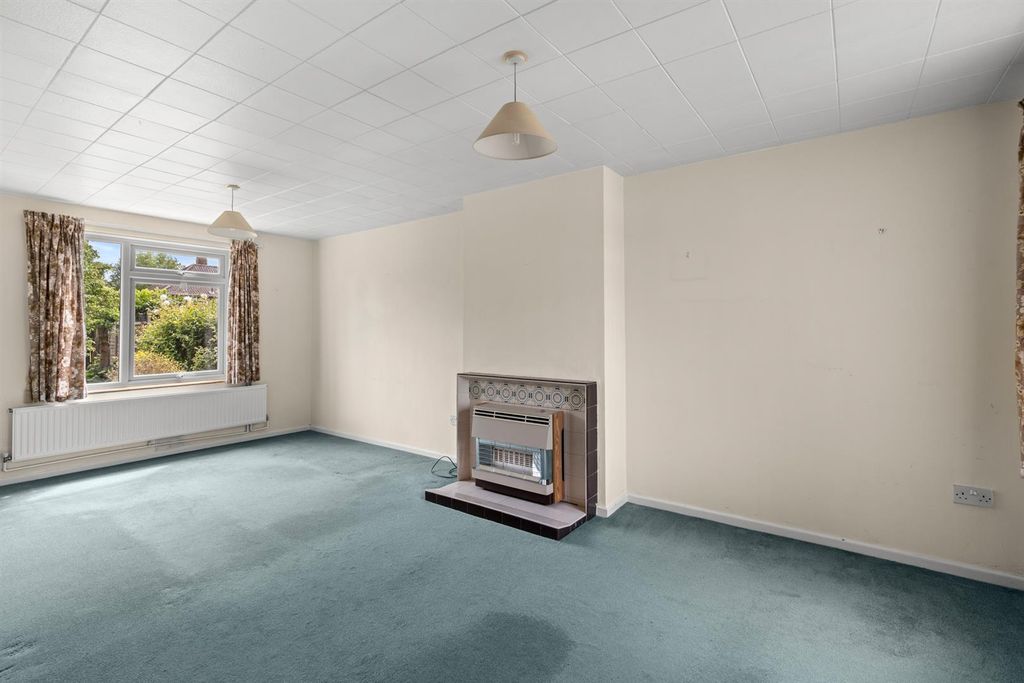 Property photo 3 of 22 138Bluebellroad-009.Jpg