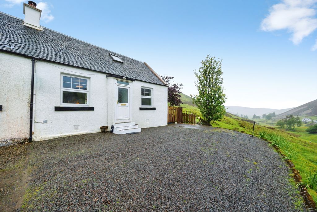 Property photo 1 of 33 External Front