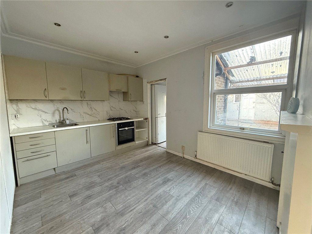 Property photo 3 of 12 Picture No. 07