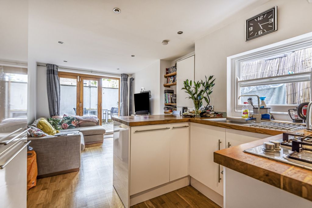 Property photo 1 of 6 662612 (2)c
