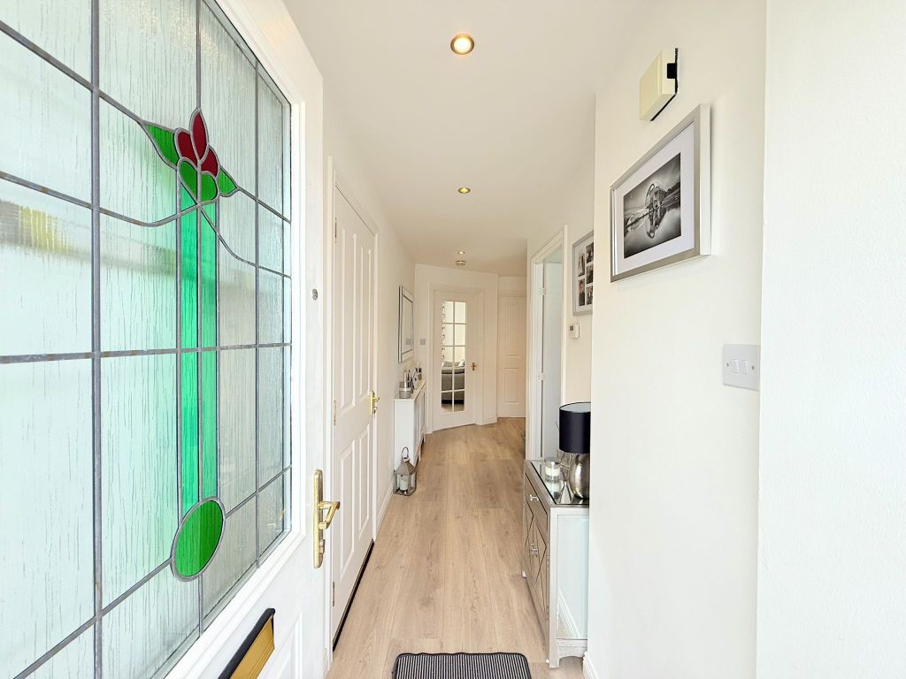 Property photo 3 of 34