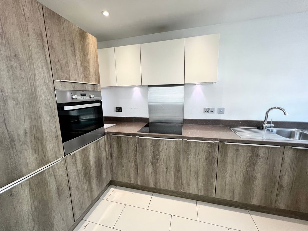 Property photo 3 of 14 20240812_134925075_i