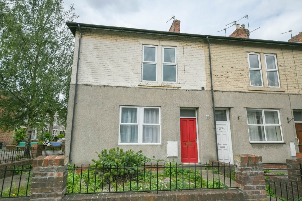 Property photo 1 of 20