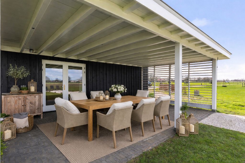 Property photo 3 of 28