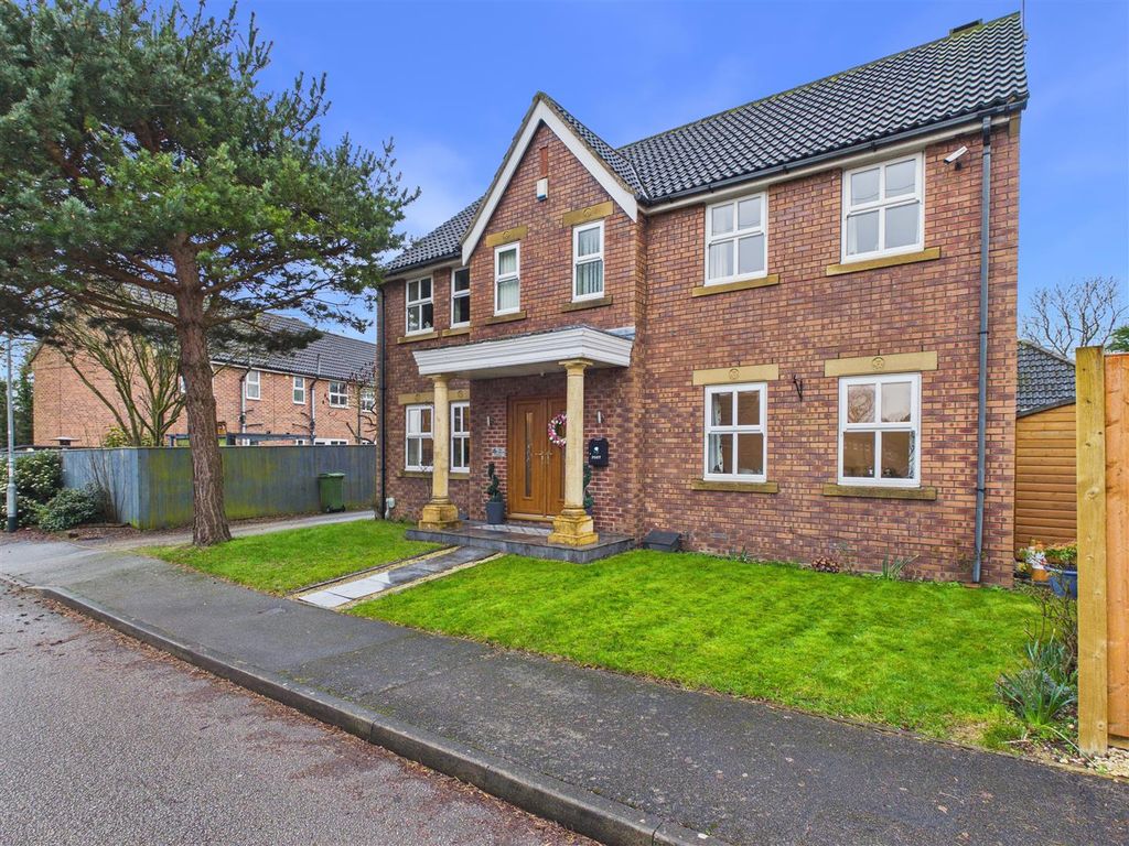 Property photo 1 of 26 Front