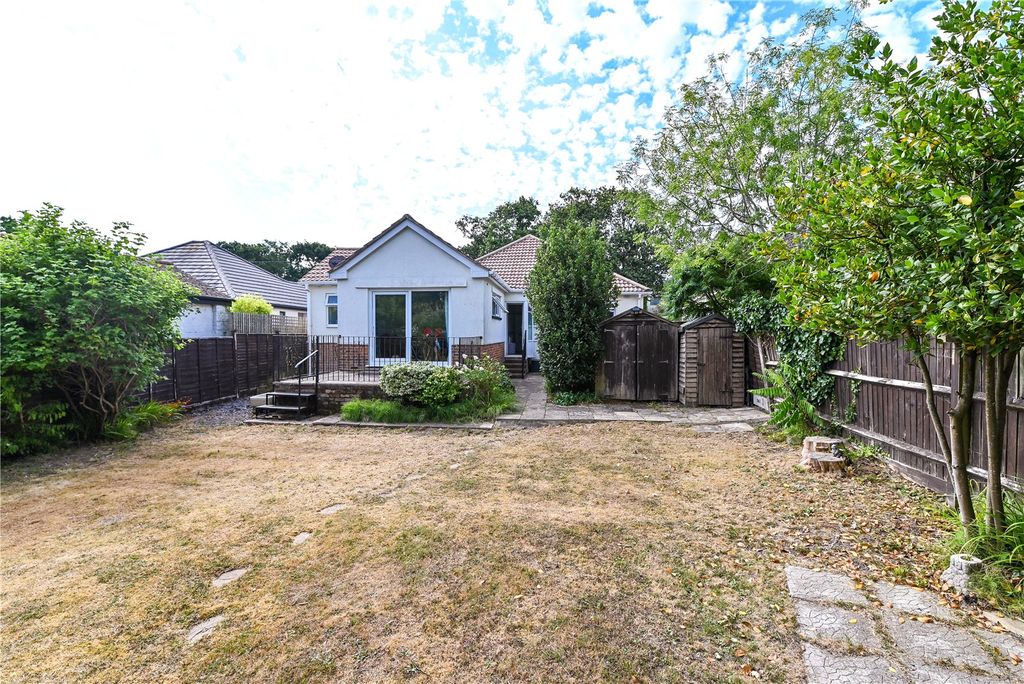 Property photo 1 of 15 Picture No. 17
