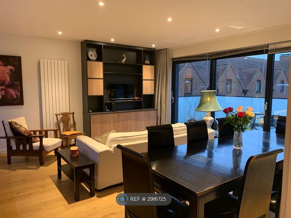 Property photo 1 of 21 Living / Dining