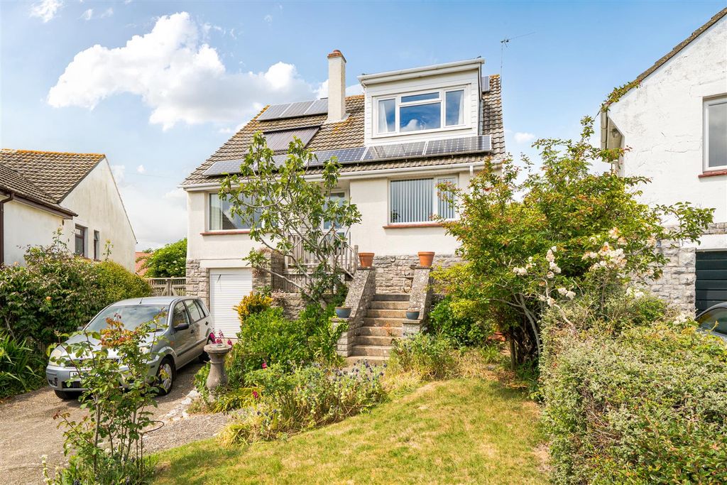 Property photo 1 of 25 1457596-21-6A05d37E1Bb0d.Jpg