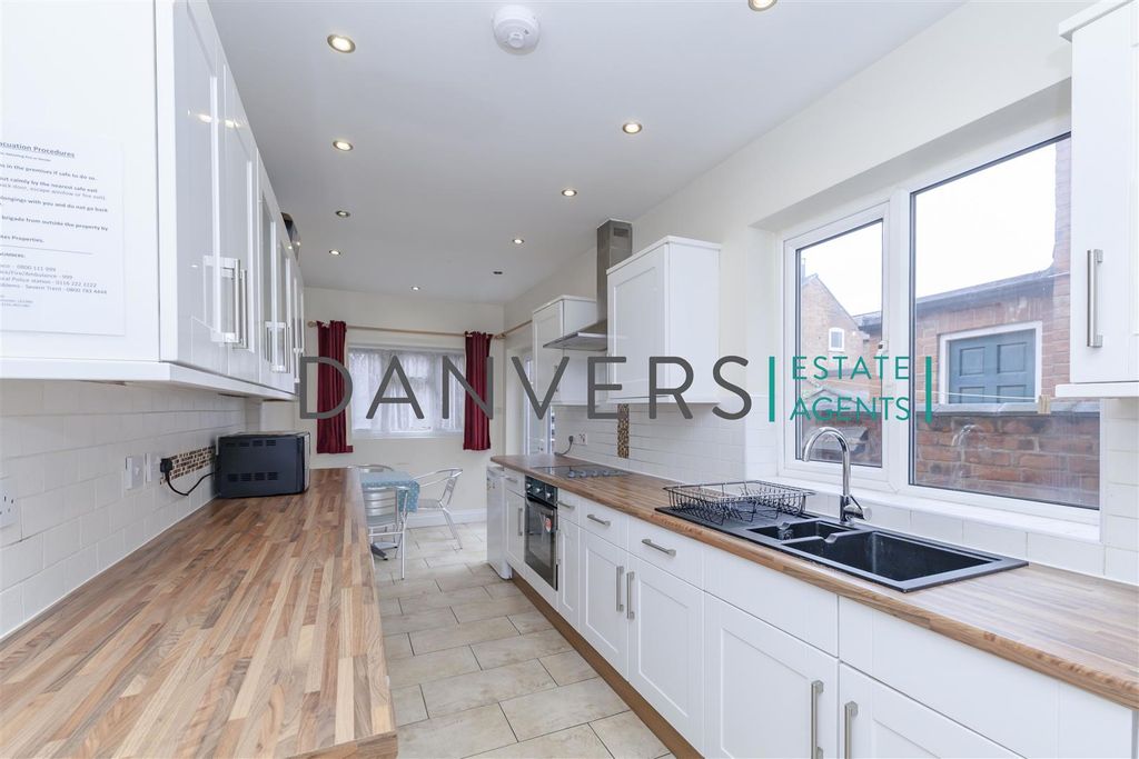 Property photo 1 of 6 13 Norman Danvers26.Jpg