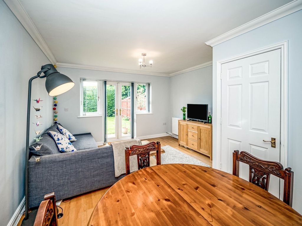 Property photo 2 of 11 3
